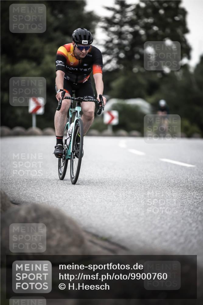 21.06.2026 - 29. Vierlanden-Triathlon H.Heesch http://msf.ph/oto/9900760 21.06.2026 10:09:57 Radfahren 29, 40, 69, 309 meine-sportfotos.de