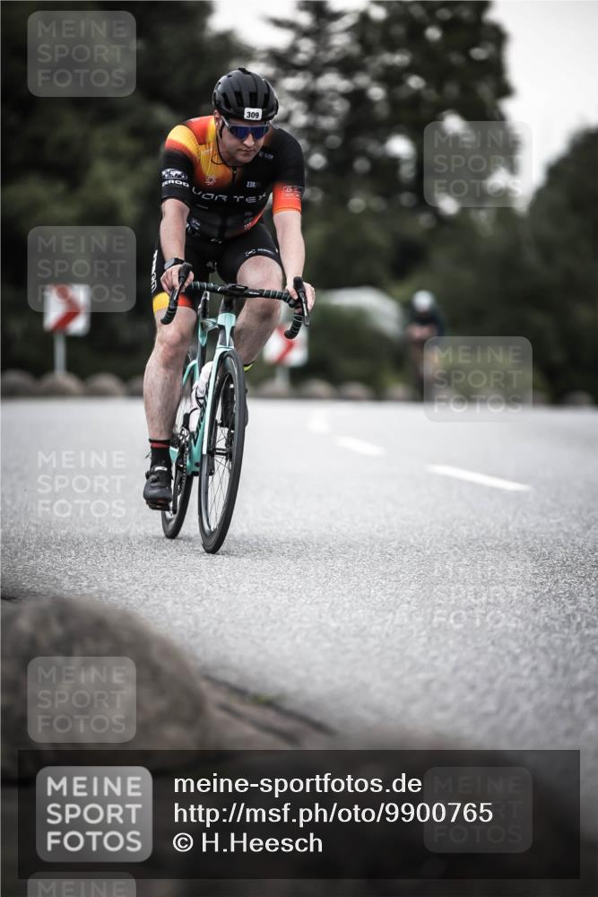 21.06.2026 - 29. Vierlanden-Triathlon H.Heesch http://msf.ph/oto/9900765 21.06.2026 10:09:57 Radfahren 29, 40, 69, 309 meine-sportfotos.de