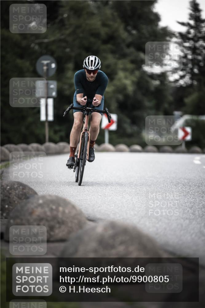 21.06.2026 - 29. Vierlanden-Triathlon H.Heesch http://msf.ph/oto/9900805 21.06.2026 10:10:03 Radfahren 29 meine-sportfotos.de