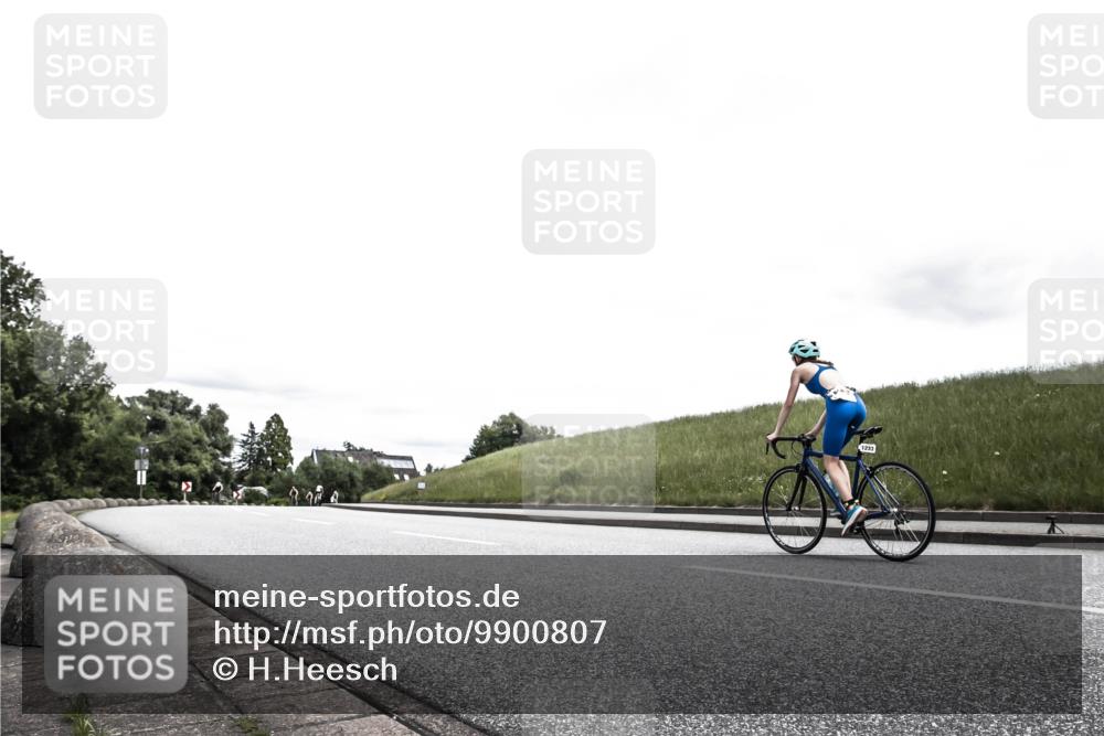 21.06.2026 - 29. Vierlanden-Triathlon H.Heesch http://msf.ph/oto/9900807 21.06.2026 14:52:24 Radfahren  meine-sportfotos.de