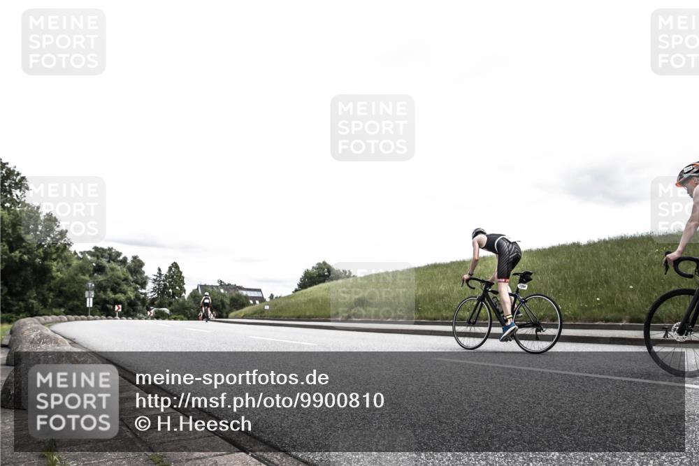 21.06.2026 - 29. Vierlanden-Triathlon H.Heesch http://msf.ph/oto/9900810 21.06.2026 14:52:41 Radfahren  meine-sportfotos.de