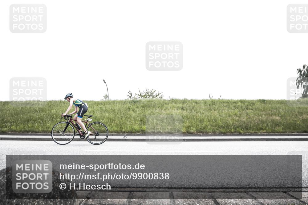 21.06.2026 - 29. Vierlanden-Triathlon H.Heesch http://msf.ph/oto/9900838 21.06.2026 14:44:02 Radfahren 1249, 1290 meine-sportfotos.de