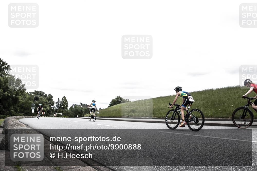 21.06.2026 - 29. Vierlanden-Triathlon H.Heesch http://msf.ph/oto/9900888 21.06.2026 14:57:16 Radfahren  meine-sportfotos.de