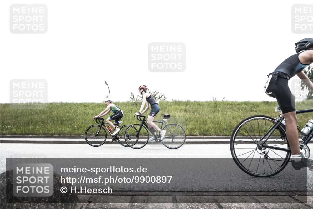 21.06.2026 - 29. Vierlanden-Triathlon H.Heesch http://msf.ph/oto/9900897 21.06.2026 14:45:53 Radfahren 1253, 1255 meine-sportfotos.de