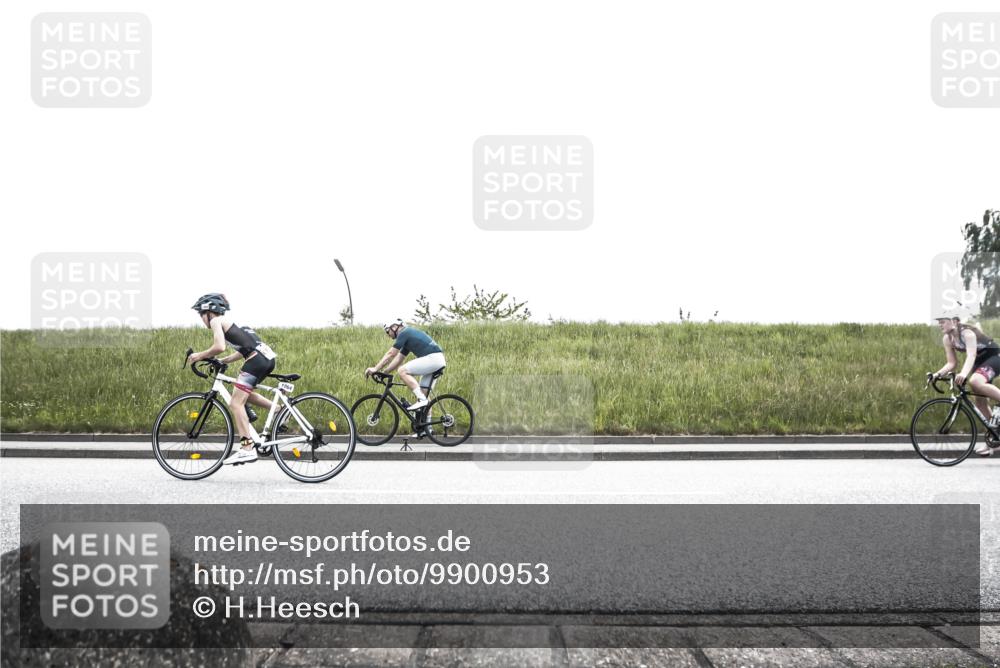 21.06.2026 - 29. Vierlanden-Triathlon H.Heesch http://msf.ph/oto/9900953 21.06.2026 14:46:30 Radfahren 1241, 1259 meine-sportfotos.de