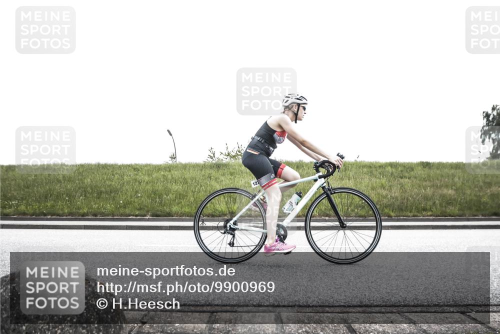 21.06.2026 - 29. Vierlanden-Triathlon H.Heesch http://msf.ph/oto/9900969 21.06.2026 14:47:01 Radfahren 1243, 1279 meine-sportfotos.de