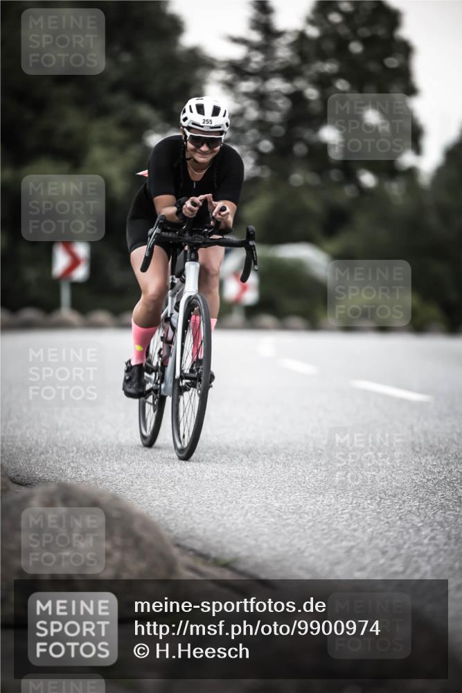 21.06.2026 - 29. Vierlanden-Triathlon H.Heesch http://msf.ph/oto/9900974 21.06.2026 10:10:24 Radfahren 230, 255, 295, 356 meine-sportfotos.de