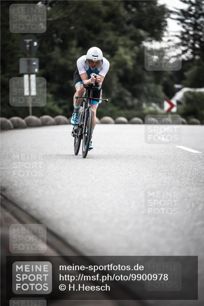 21.06.2026 - 29. Vierlanden-Triathlon H.Heesch http://msf.ph/oto/9900978 21.06.2026 09:29:29 Radfahren 141 meine-sportfotos.de