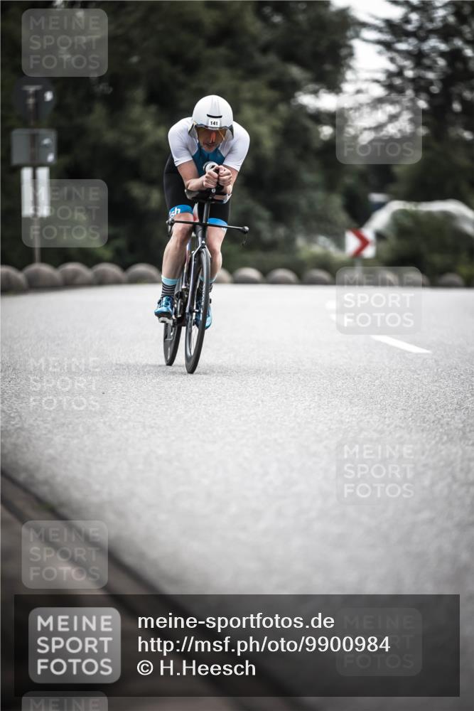 21.06.2026 - 29. Vierlanden-Triathlon H.Heesch http://msf.ph/oto/9900984 21.06.2026 09:29:30 Radfahren 141 meine-sportfotos.de