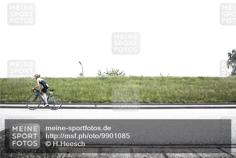 21.06.2026 - 29. Vierlanden-Triathlon H.Heesch http://msf.ph/oto/9901085 21.06.2026 14:52:29 Radfahren  meine-sportfotos.de