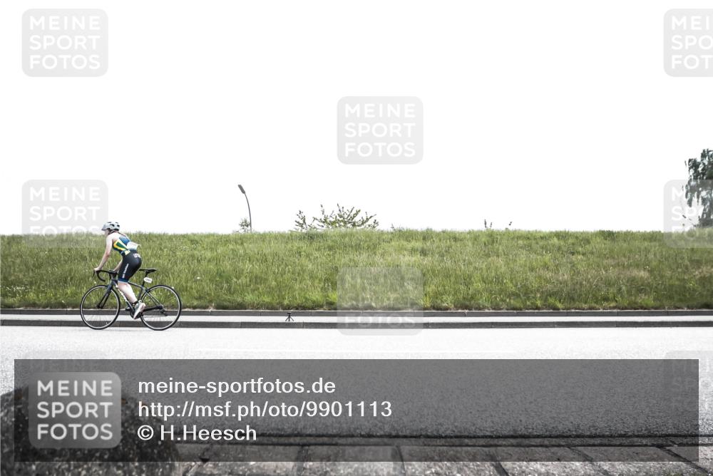 21.06.2026 - 29. Vierlanden-Triathlon H.Heesch http://msf.ph/oto/9901113 21.06.2026 14:52:43 Radfahren  meine-sportfotos.de