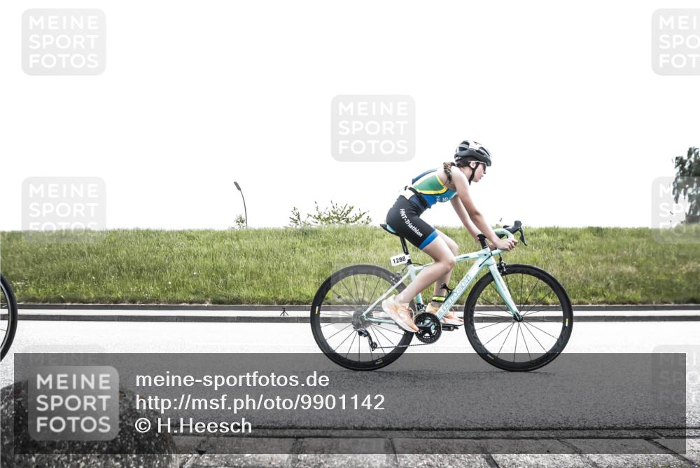 21.06.2026 - 29. Vierlanden-Triathlon H.Heesch http://msf.ph/oto/9901142 21.06.2026 14:53:28 Radfahren  meine-sportfotos.de