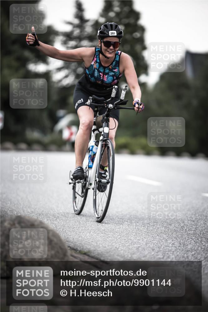21.06.2026 - 29. Vierlanden-Triathlon H.Heesch http://msf.ph/oto/9901144 21.06.2026 10:10:55 Radfahren 81, 242, 281, 283 meine-sportfotos.de
