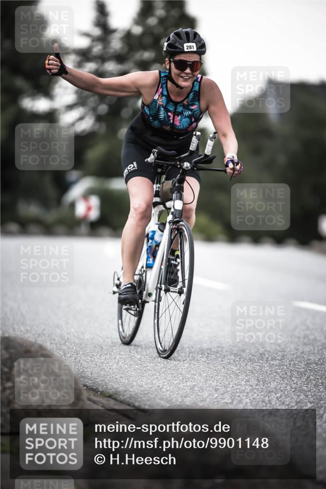 21.06.2026 - 29. Vierlanden-Triathlon H.Heesch http://msf.ph/oto/9901148 21.06.2026 10:10:55 Radfahren 81, 242, 281, 283 meine-sportfotos.de