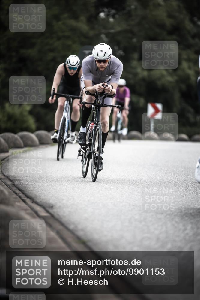 21.06.2026 - 29. Vierlanden-Triathlon H.Heesch http://msf.ph/oto/9901153 21.06.2026 09:30:00 Radfahren 7, 38, 59, 67, 82, 100, 109, 163, 232, 276 meine-sportfotos.de