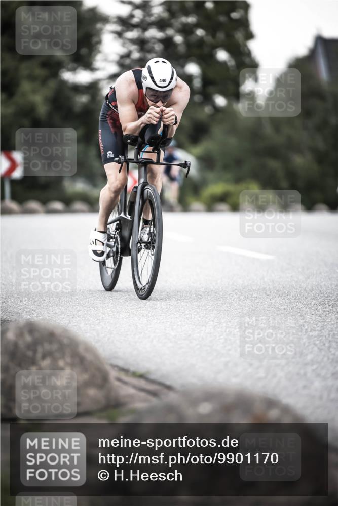 21.06.2026 - 29. Vierlanden-Triathlon H.Heesch http://msf.ph/oto/9901170 21.06.2026 10:11:11 Radfahren 261, 440 meine-sportfotos.de
