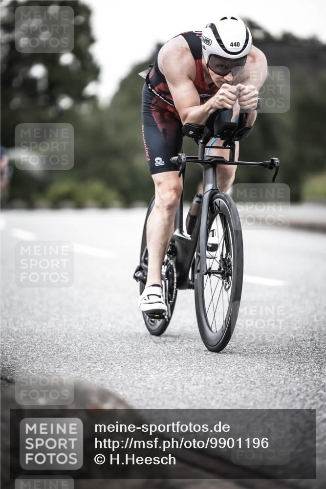 21.06.2026 - 29. Vierlanden-Triathlon H.Heesch http://msf.ph/oto/9901196 21.06.2026 10:11:12 Radfahren 261, 440 meine-sportfotos.de