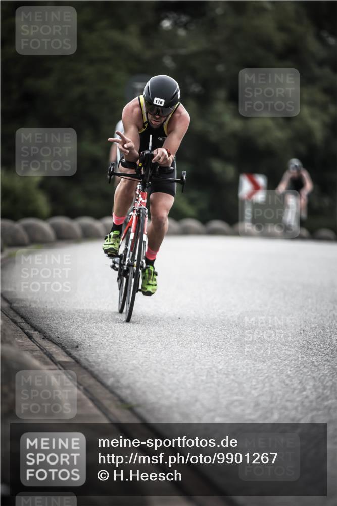 21.06.2026 - 29. Vierlanden-Triathlon H.Heesch http://msf.ph/oto/9901267 21.06.2026 09:30:19 Radfahren 80, 118, 133, 246 meine-sportfotos.de
