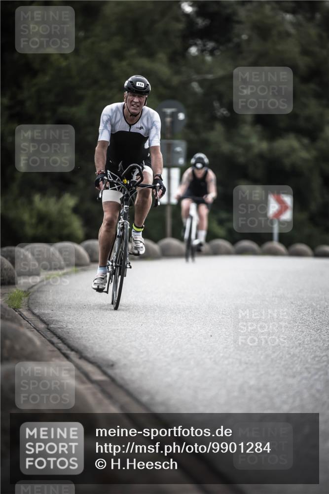 21.06.2026 - 29. Vierlanden-Triathlon H.Heesch http://msf.ph/oto/9901284 21.06.2026 09:30:21 Radfahren 80, 118, 133, 246 meine-sportfotos.de