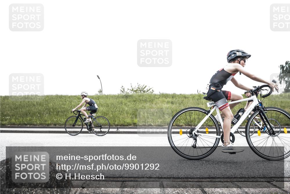 21.06.2026 - 29. Vierlanden-Triathlon H.Heesch http://msf.ph/oto/9901292 21.06.2026 14:56:34 Radfahren 1296, 1300, 1324, 1330, 1333 meine-sportfotos.de