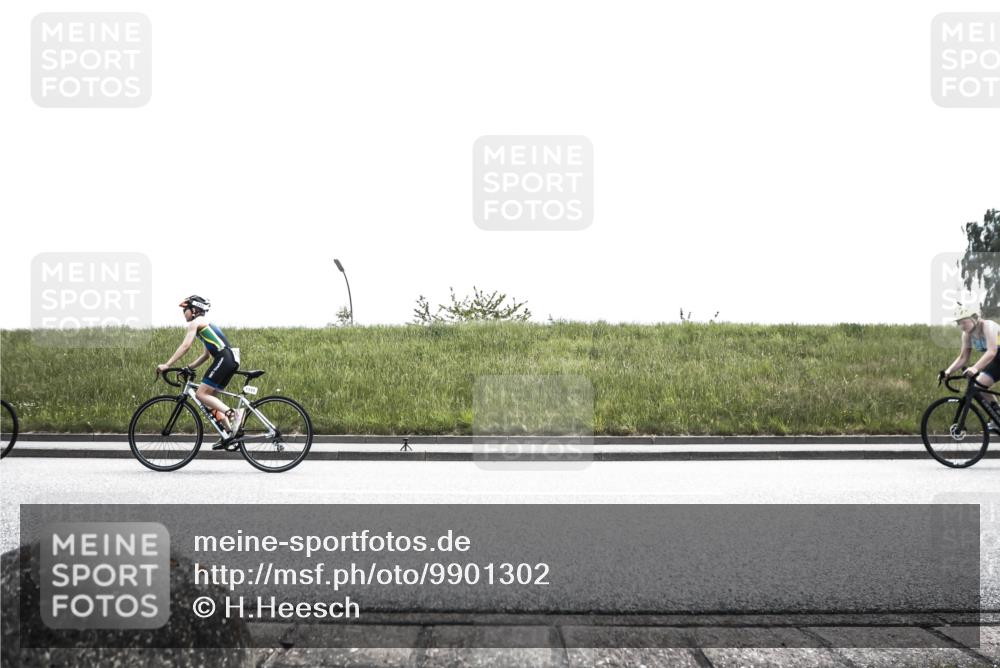 21.06.2026 - 29. Vierlanden-Triathlon H.Heesch http://msf.ph/oto/9901302 21.06.2026 14:56:40 Radfahren 1313, 1324, 1325 meine-sportfotos.de
