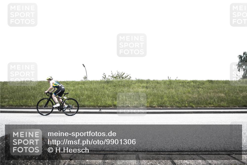21.06.2026 - 29. Vierlanden-Triathlon H.Heesch http://msf.ph/oto/9901306 21.06.2026 14:56:41 Radfahren 1313, 1324, 1325 meine-sportfotos.de