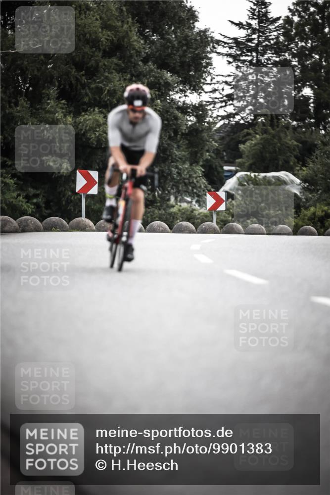 21.06.2026 - 29. Vierlanden-Triathlon H.Heesch http://msf.ph/oto/9901383 21.06.2026 09:31:18 Radfahren 34, 104 meine-sportfotos.de