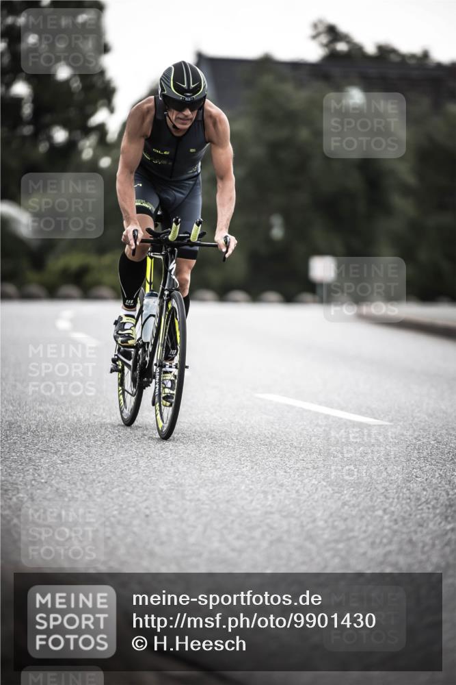 21.06.2026 - 29. Vierlanden-Triathlon H.Heesch http://msf.ph/oto/9901430 21.06.2026 09:32:09 Radfahren 48, 131, 175, 205, 220, 275 meine-sportfotos.de