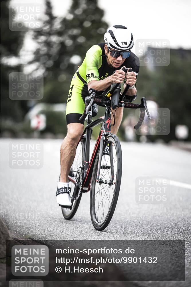21.06.2026 - 29. Vierlanden-Triathlon H.Heesch http://msf.ph/oto/9901432 21.06.2026 10:11:42 Radfahren 100, 179, 1353 meine-sportfotos.de