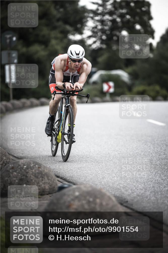 21.06.2026 - 29. Vierlanden-Triathlon H.Heesch http://msf.ph/oto/9901554 21.06.2026 09:34:48 Radfahren 26, 81, 160 meine-sportfotos.de