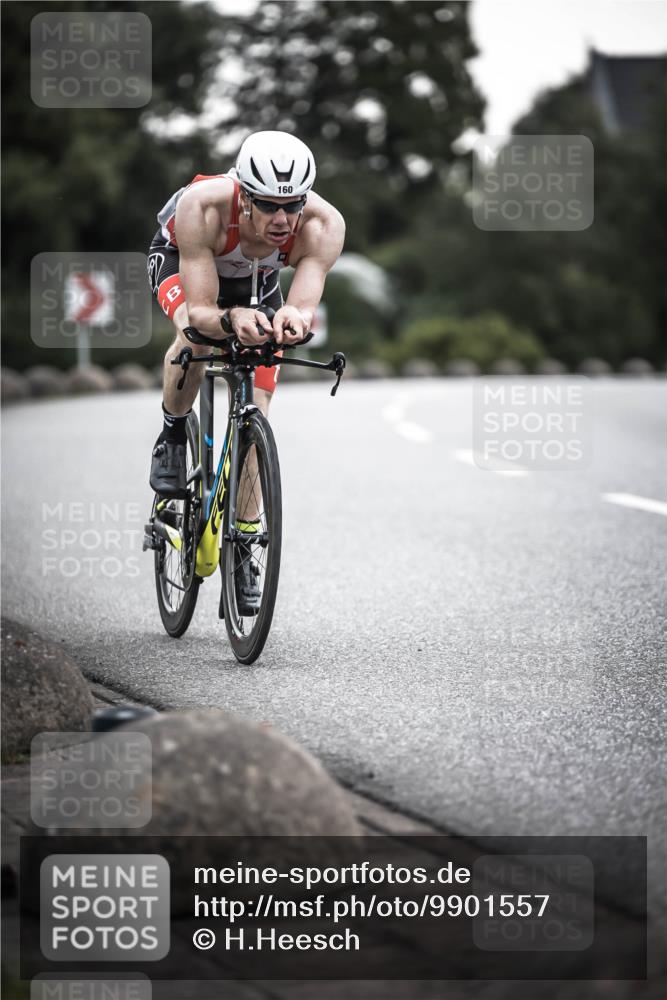 21.06.2026 - 29. Vierlanden-Triathlon H.Heesch http://msf.ph/oto/9901557 21.06.2026 09:34:48 Radfahren 26, 81, 160 meine-sportfotos.de