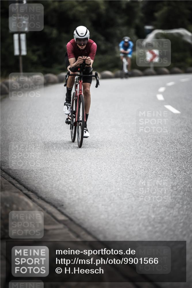 21.06.2026 - 29. Vierlanden-Triathlon H.Heesch http://msf.ph/oto/9901566 21.06.2026 09:35:33 Radfahren 9, 139, 157, 179 meine-sportfotos.de