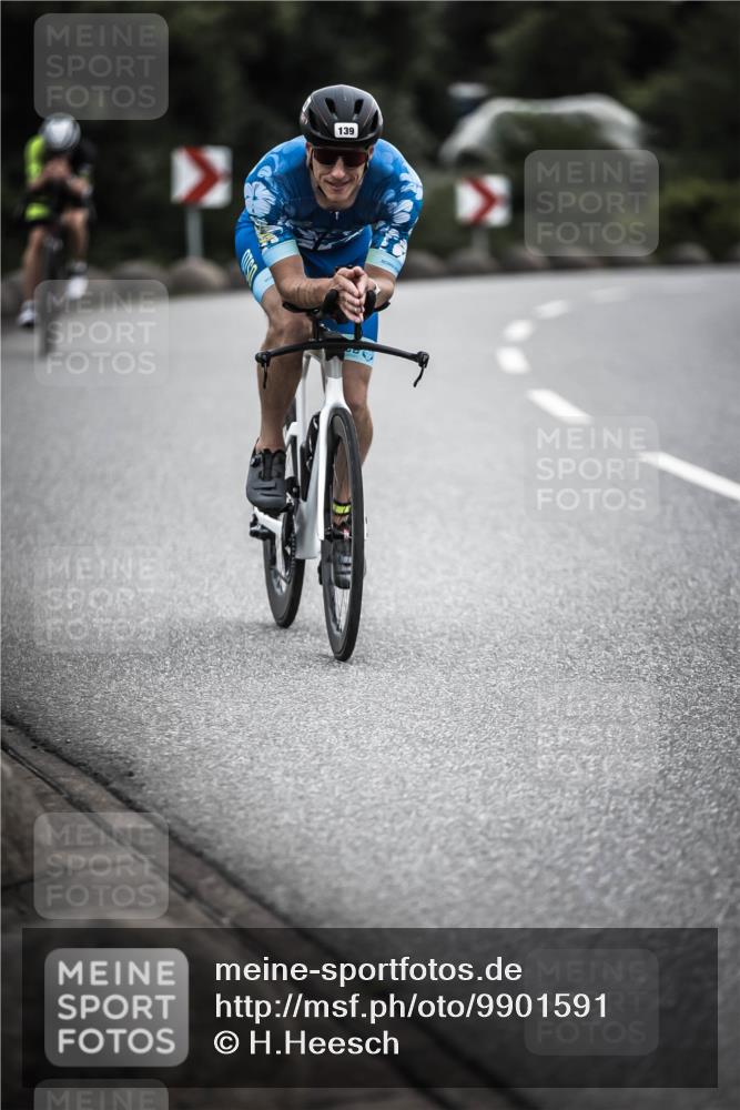 21.06.2026 - 29. Vierlanden-Triathlon H.Heesch http://msf.ph/oto/9901591 21.06.2026 09:35:37 Radfahren 9, 120, 139, 157, 179 meine-sportfotos.de