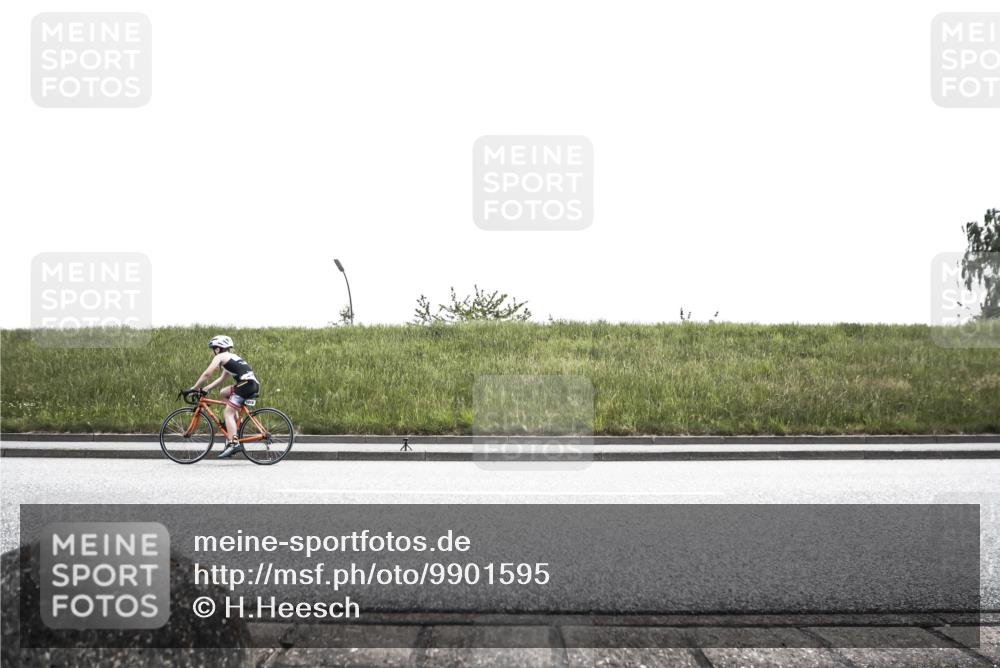 21.06.2026 - 29. Vierlanden-Triathlon H.Heesch http://msf.ph/oto/9901595 21.06.2026 15:02:29 Radfahren  meine-sportfotos.de