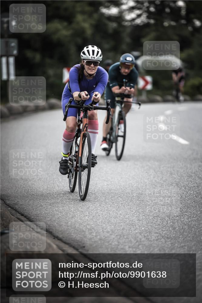 21.06.2026 - 29. Vierlanden-Triathlon H.Heesch http://msf.ph/oto/9901638 21.06.2026 09:35:55 Radfahren 75, 86, 90, 105, 161, 176, 198, 200, 270, 279 meine-sportfotos.de