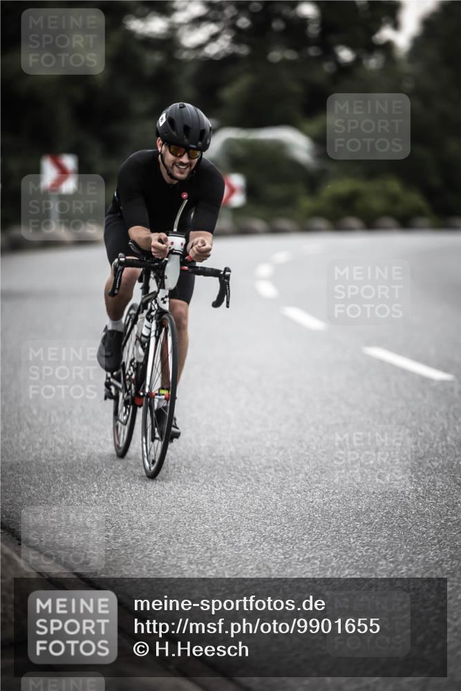21.06.2026 - 29. Vierlanden-Triathlon H.Heesch http://msf.ph/oto/9901655 21.06.2026 09:36:00 Radfahren 75, 86, 90, 176, 200 meine-sportfotos.de
