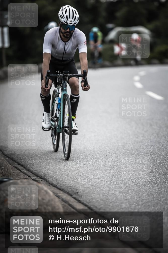 21.06.2026 - 29. Vierlanden-Triathlon H.Heesch http://msf.ph/oto/9901676 21.06.2026 09:36:12 Radfahren 6, 130, 135, 180 meine-sportfotos.de