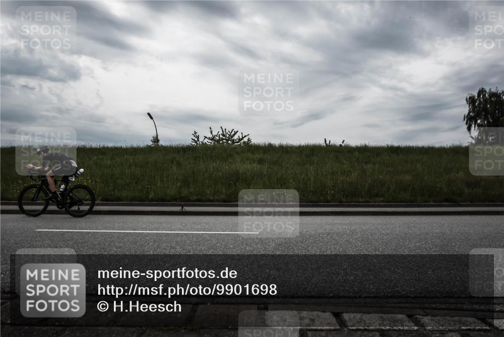 21.06.2026 - 29. Vierlanden-Triathlon H.Heesch http://msf.ph/oto/9901698 21.06.2026 09:30:07 Radfahren 38, 59, 82, 100, 109, 163, 174, 232, 276 meine-sportfotos.de