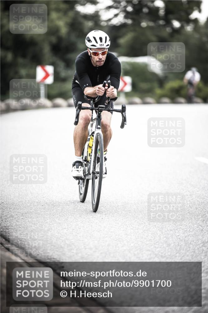 21.06.2026 - 29. Vierlanden-Triathlon H.Heesch http://msf.ph/oto/9901700 21.06.2026 09:36:39 Radfahren 58, 60, 151 meine-sportfotos.de