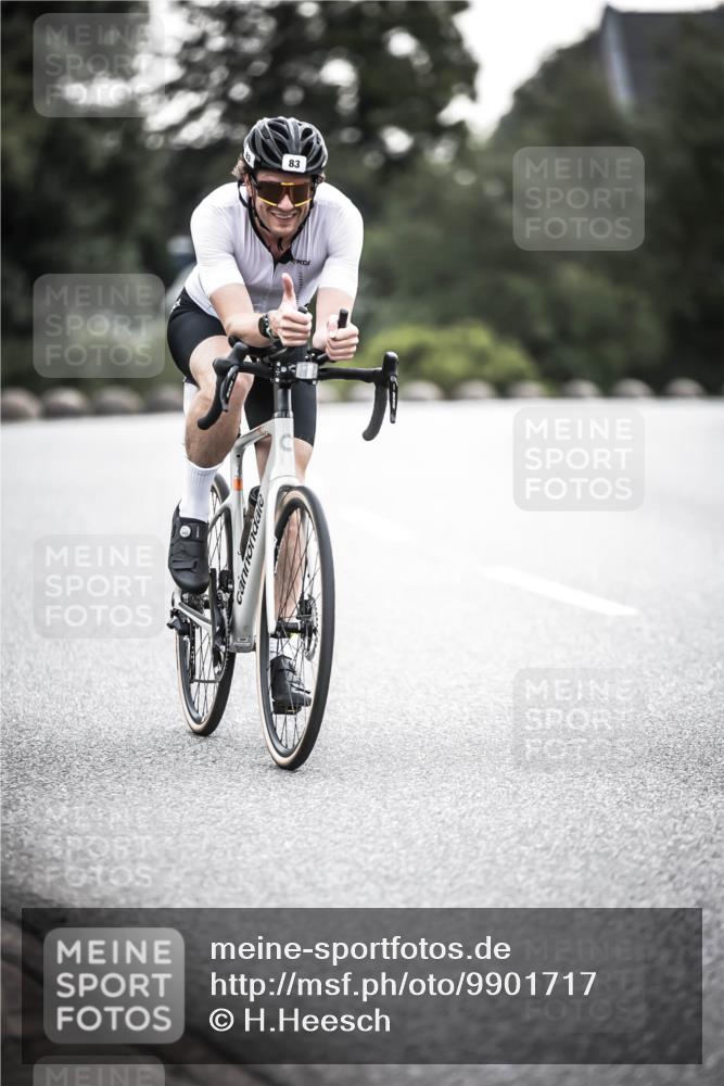 21.06.2026 - 29. Vierlanden-Triathlon H.Heesch http://msf.ph/oto/9901717 21.06.2026 09:37:08 Radfahren 83, 261 meine-sportfotos.de