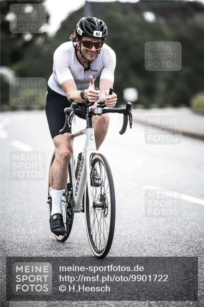 21.06.2026 - 29. Vierlanden-Triathlon H.Heesch http://msf.ph/oto/9901722 21.06.2026 09:37:08 Radfahren 83, 261 meine-sportfotos.de