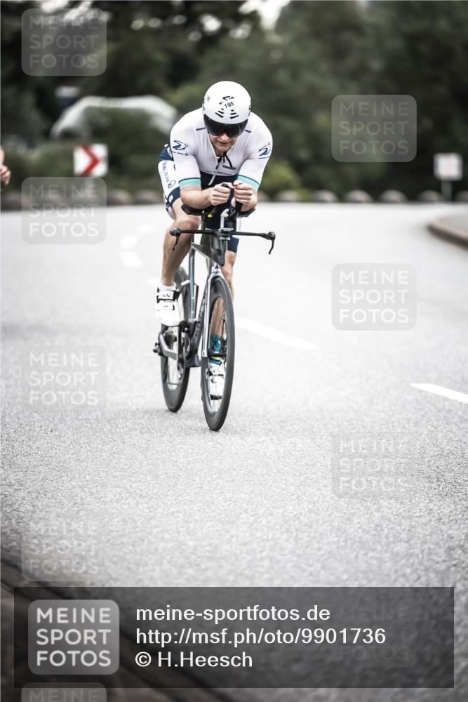 21.06.2026 - 29. Vierlanden-Triathlon H.Heesch http://msf.ph/oto/9901736 21.06.2026 09:37:47 Radfahren 5, 30, 69, 195, 240 meine-sportfotos.de