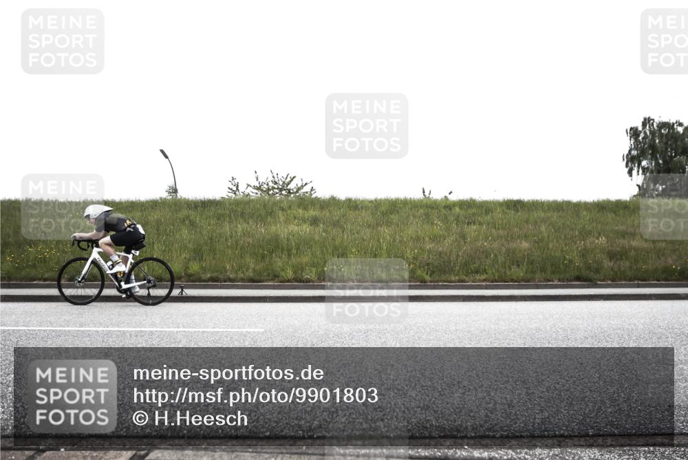 21.06.2026 - 29. Vierlanden-Triathlon H.Heesch http://msf.ph/oto/9901803 21.06.2026 09:34:02 Radfahren 39, 40, 44, 47, 70, 96, 101, 153, 187 meine-sportfotos.de