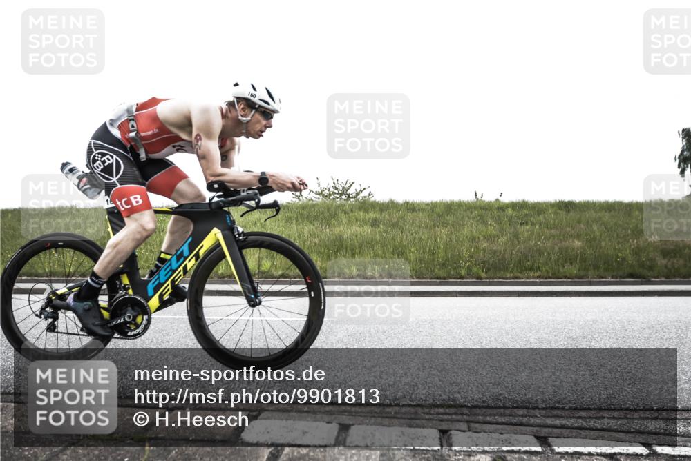 21.06.2026 - 29. Vierlanden-Triathlon H.Heesch http://msf.ph/oto/9901813 21.06.2026 09:34:49 Radfahren 26, 81, 160 meine-sportfotos.de