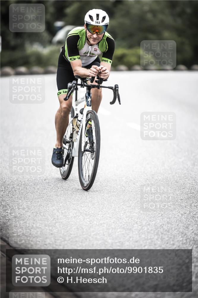 21.06.2026 - 29. Vierlanden-Triathlon H.Heesch http://msf.ph/oto/9901835 21.06.2026 09:39:37 Radfahren 22, 163, 213 meine-sportfotos.de