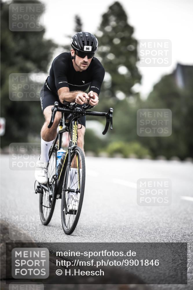 21.06.2026 - 29. Vierlanden-Triathlon H.Heesch http://msf.ph/oto/9901846 21.06.2026 10:12:23 Radfahren 96, 181, 256, 359 meine-sportfotos.de