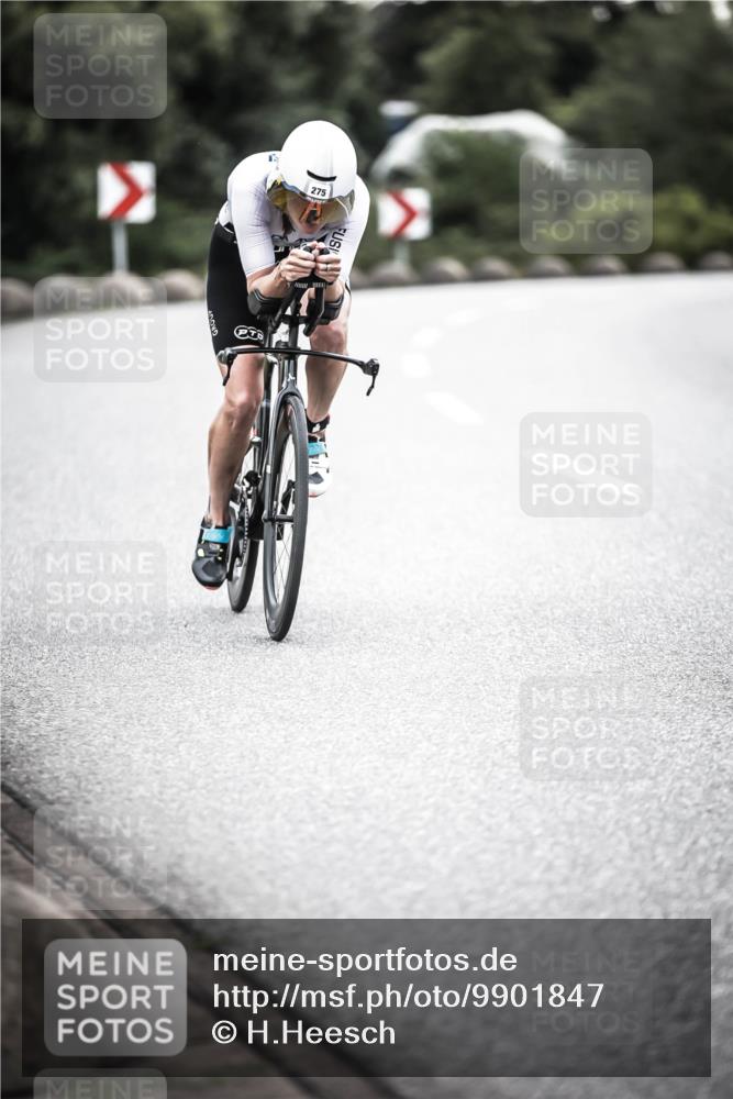 21.06.2026 - 29. Vierlanden-Triathlon H.Heesch http://msf.ph/oto/9901847 21.06.2026 09:39:59 Radfahren 124, 275 meine-sportfotos.de