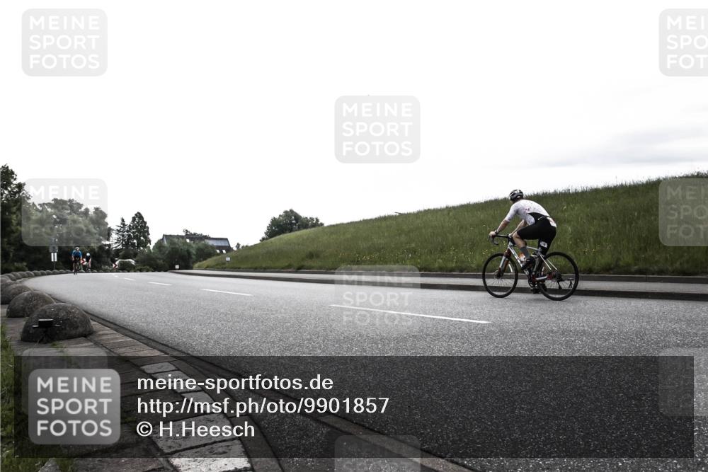21.06.2026 - 29. Vierlanden-Triathlon H.Heesch http://msf.ph/oto/9901857 21.06.2026 09:26:48 Radfahren 108 meine-sportfotos.de