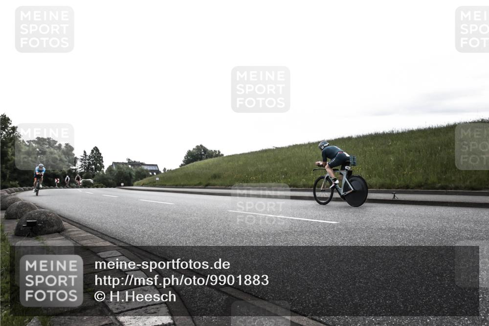21.06.2026 - 29. Vierlanden-Triathlon H.Heesch http://msf.ph/oto/9901883 21.06.2026 09:27:18 Radfahren 27, 43, 139, 179 meine-sportfotos.de