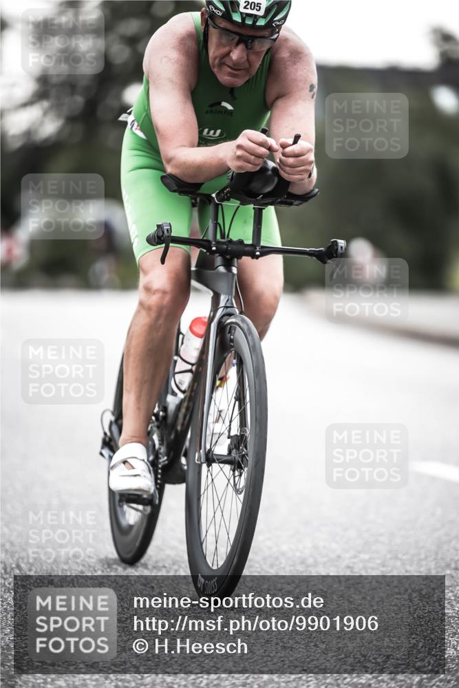 21.06.2026 - 29. Vierlanden-Triathlon H.Heesch http://msf.ph/oto/9901906 21.06.2026 09:41:34 Radfahren 146, 205 meine-sportfotos.de